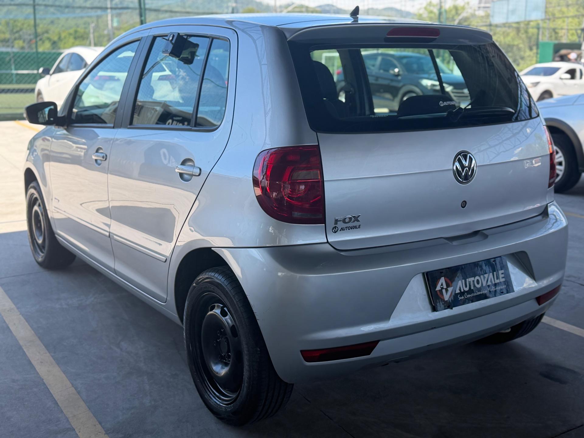 VOLKSWAGEN Fox - Foto