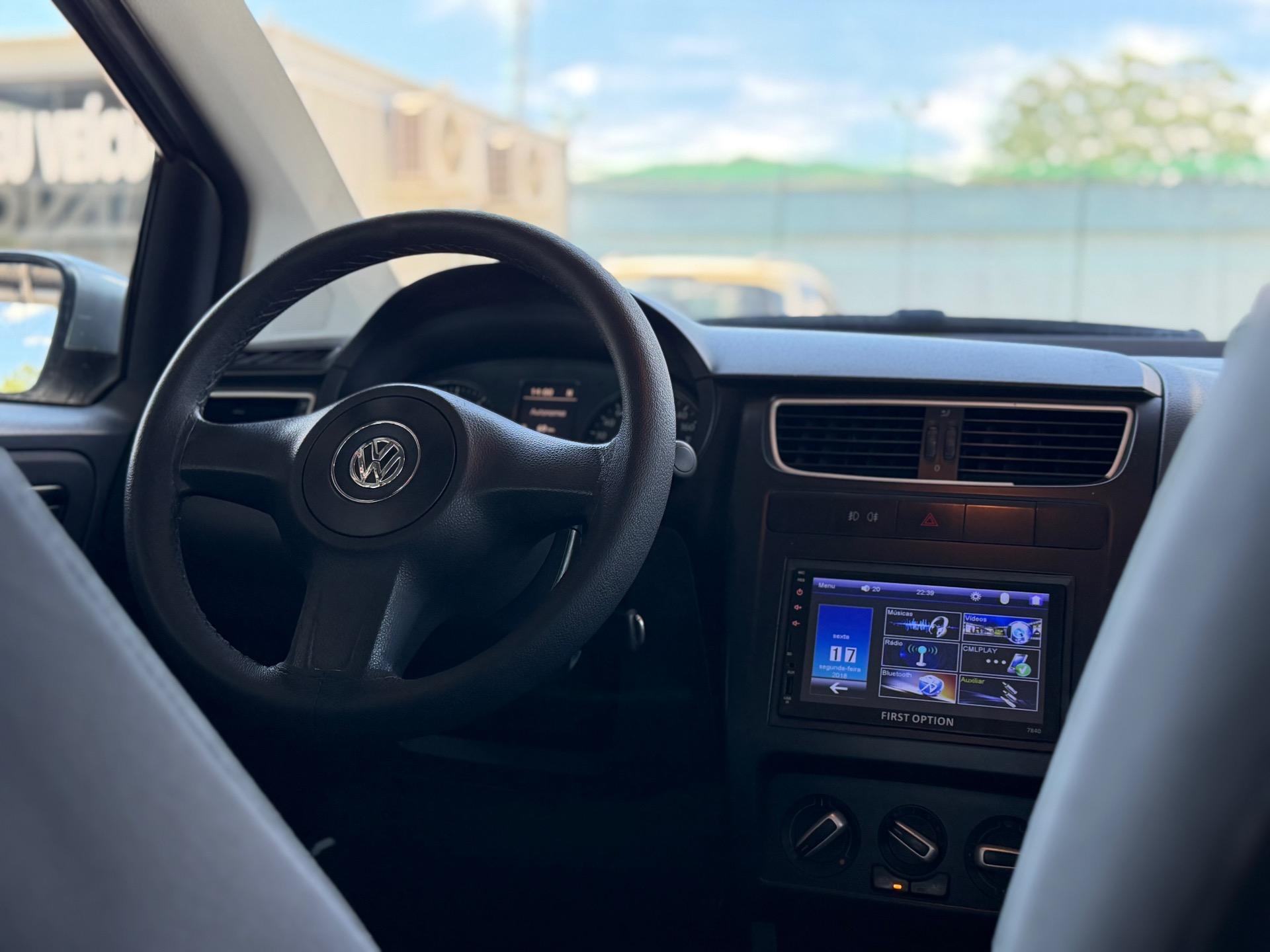 VOLKSWAGEN Fox - Foto