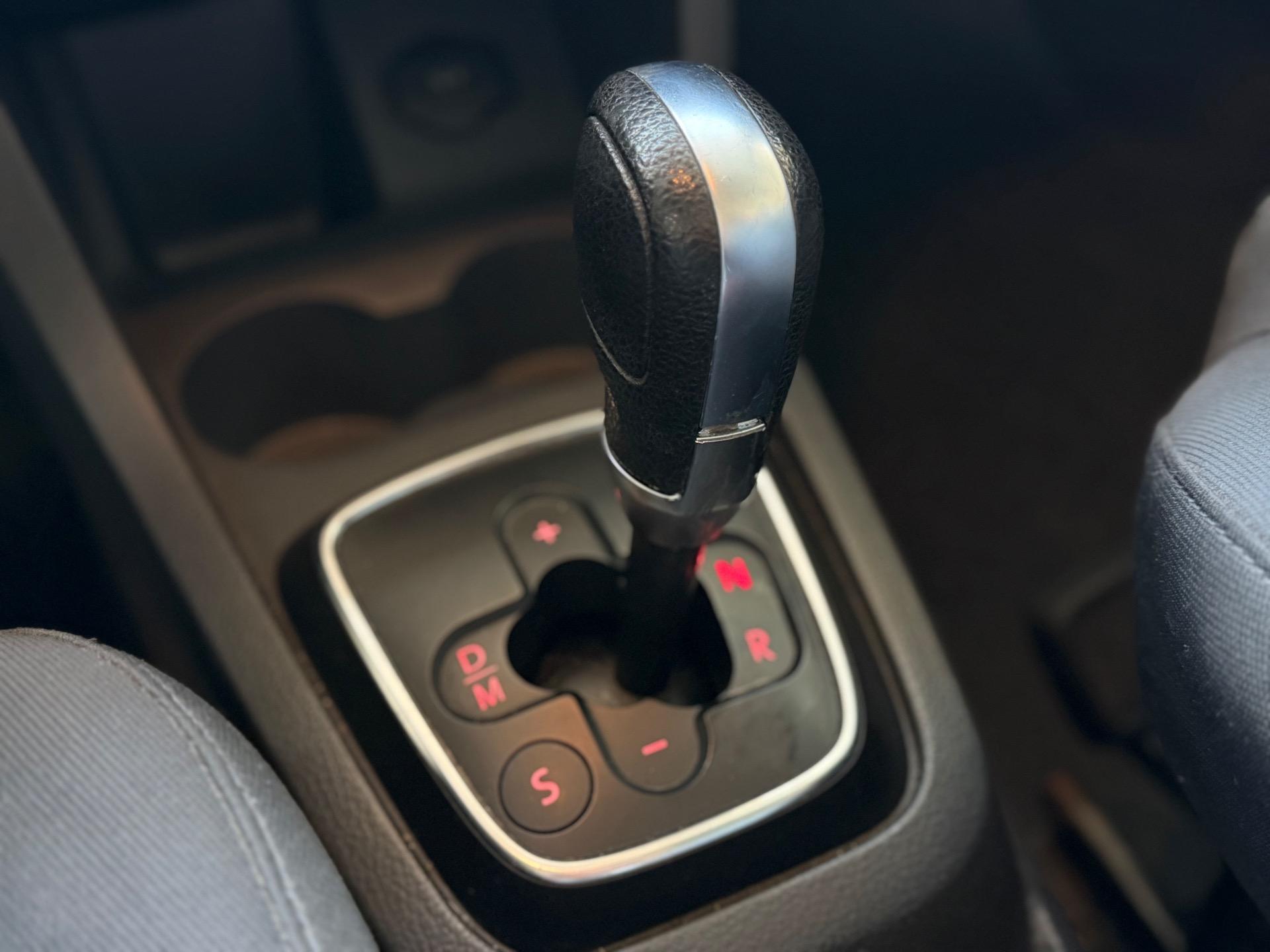 VOLKSWAGEN Fox - Foto