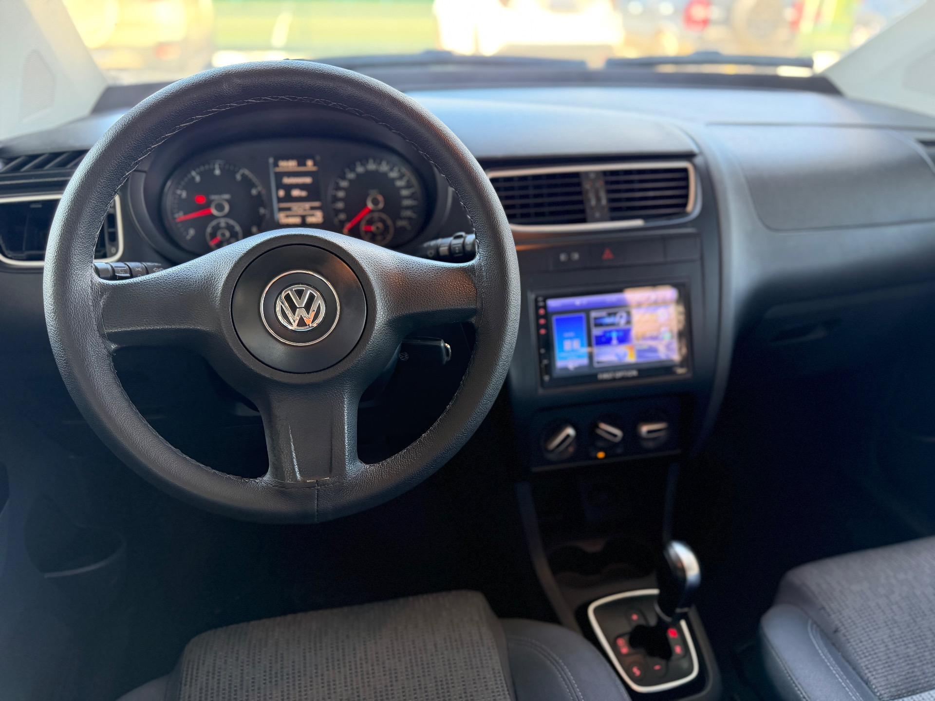 VOLKSWAGEN Fox - Foto
