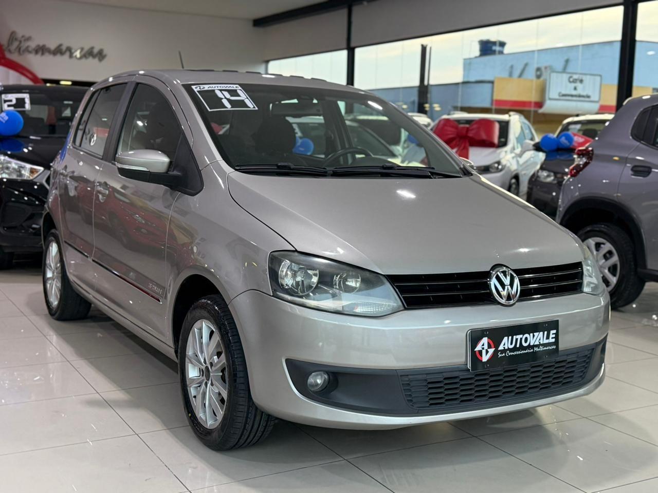 VOLKSWAGEN Fox - Foto