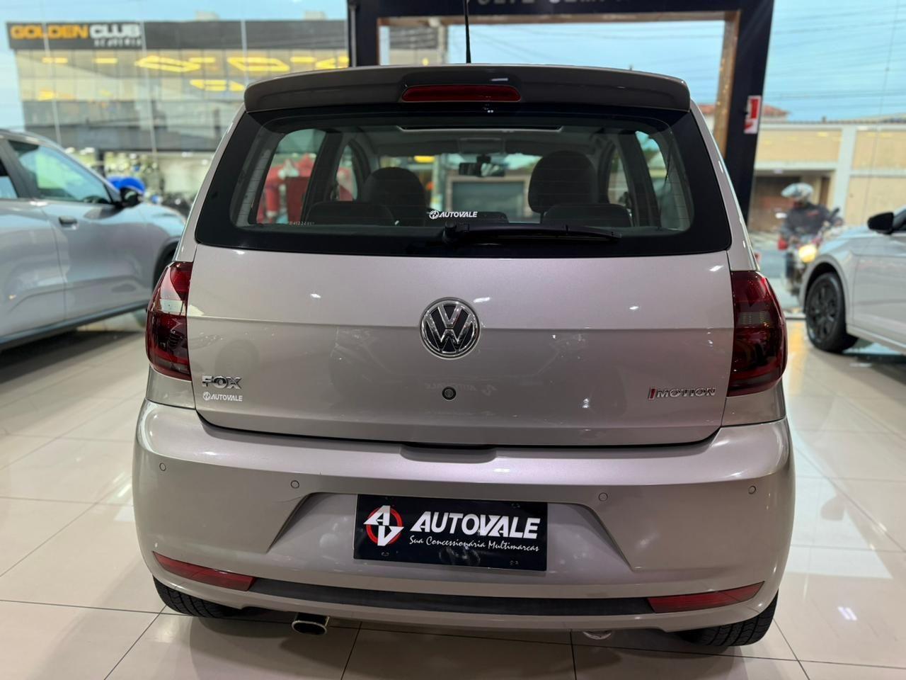 VOLKSWAGEN Fox - Foto