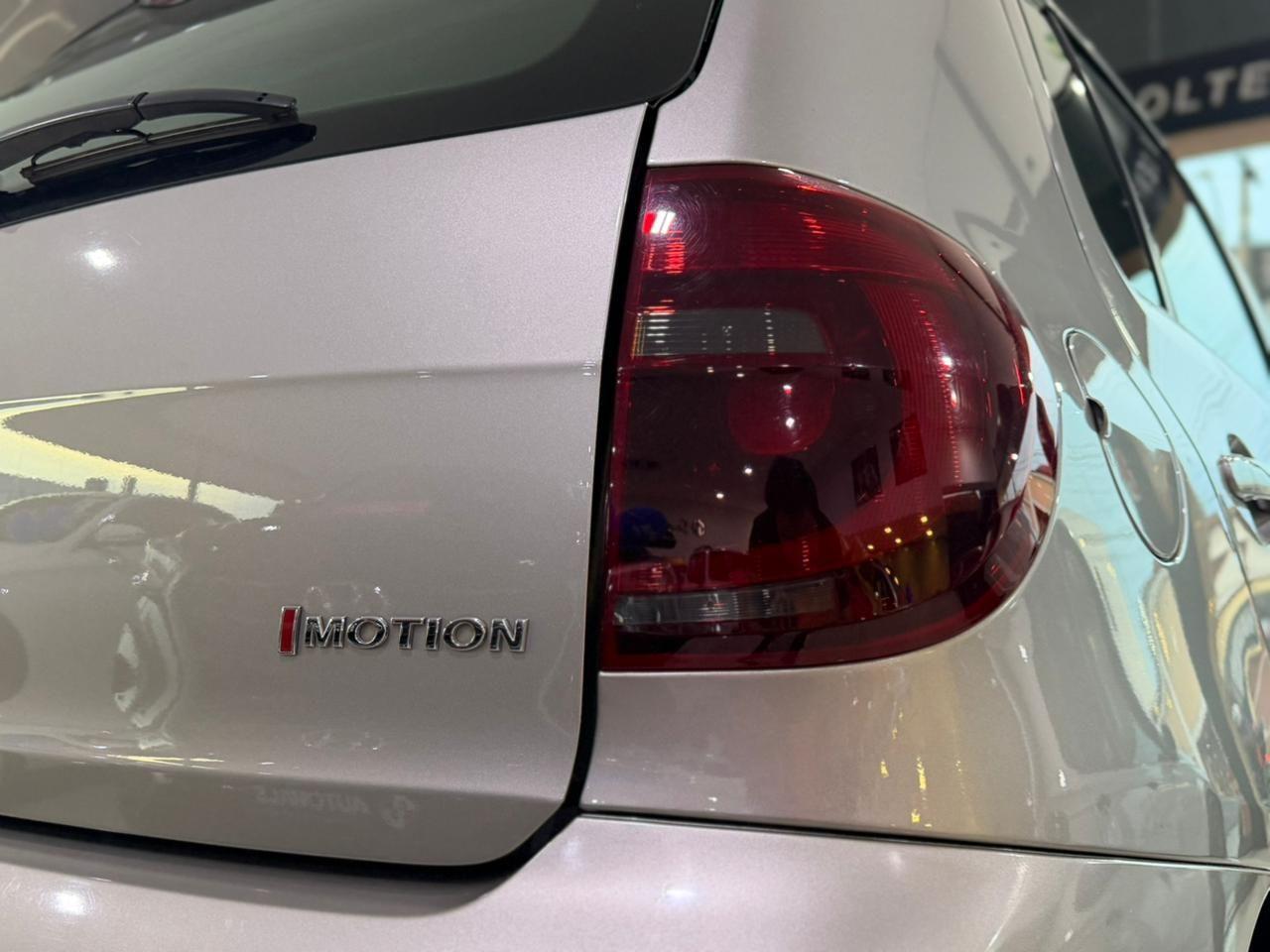 VOLKSWAGEN Fox - Foto