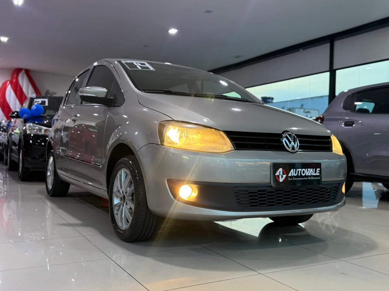 VOLKSWAGEN Fox - Foto