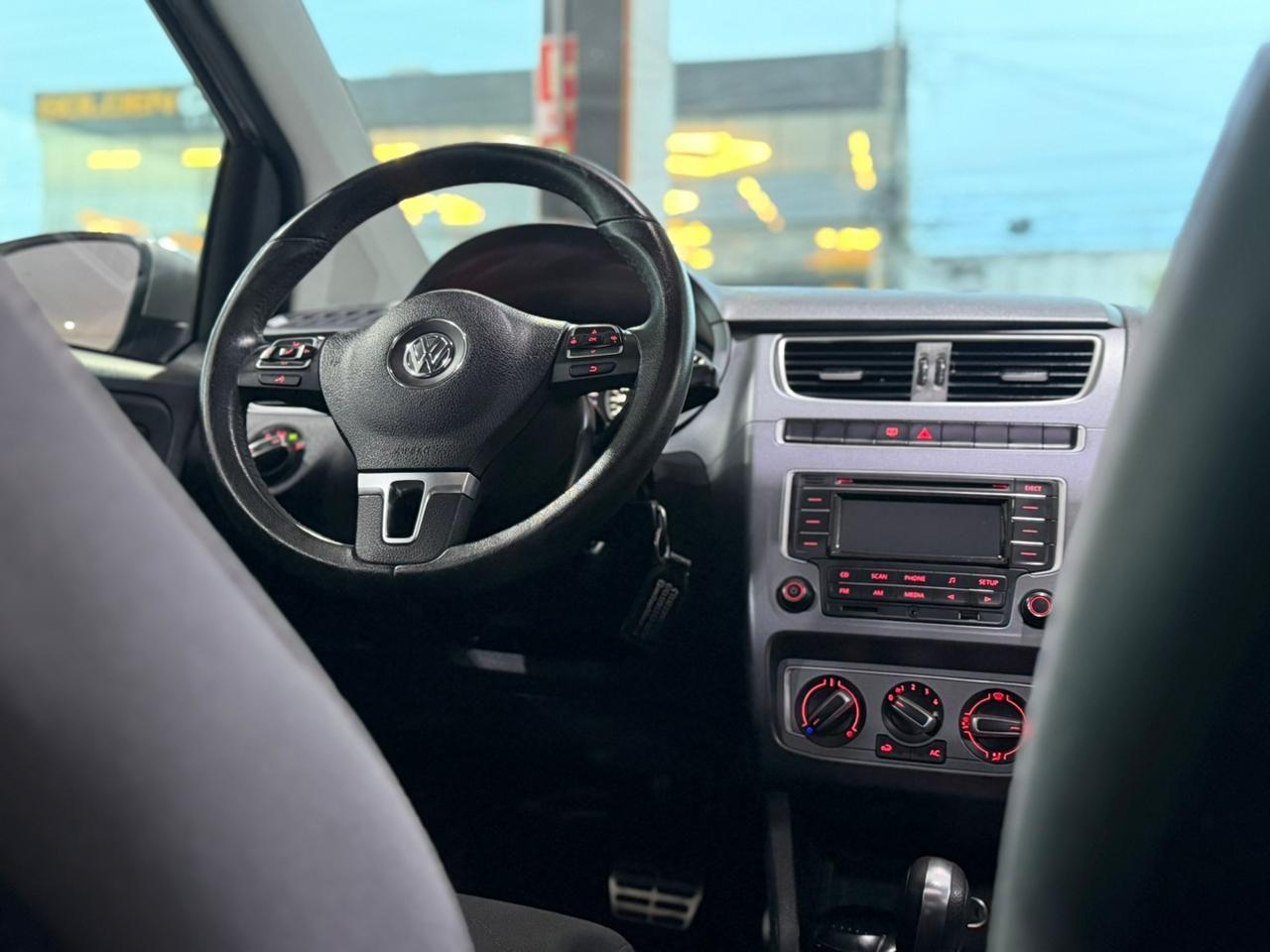 VOLKSWAGEN Fox - Foto