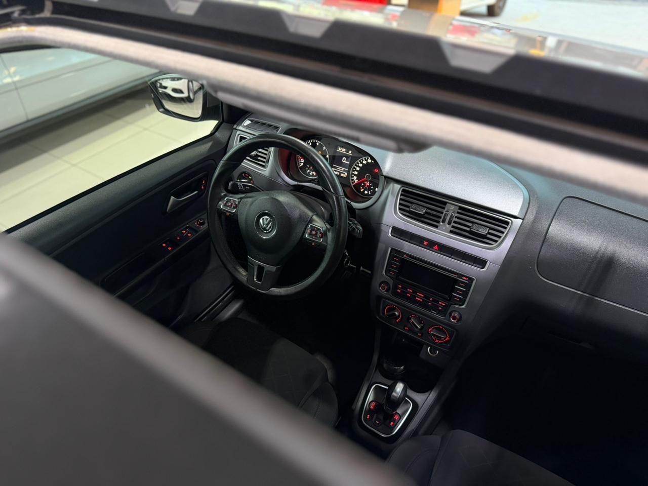 VOLKSWAGEN Fox - Foto