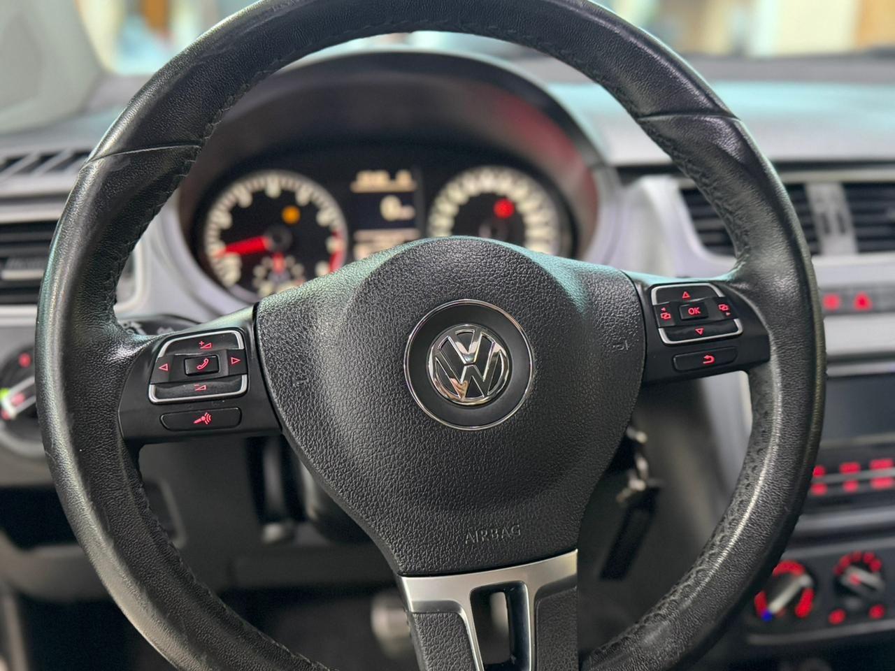 VOLKSWAGEN Fox - Foto