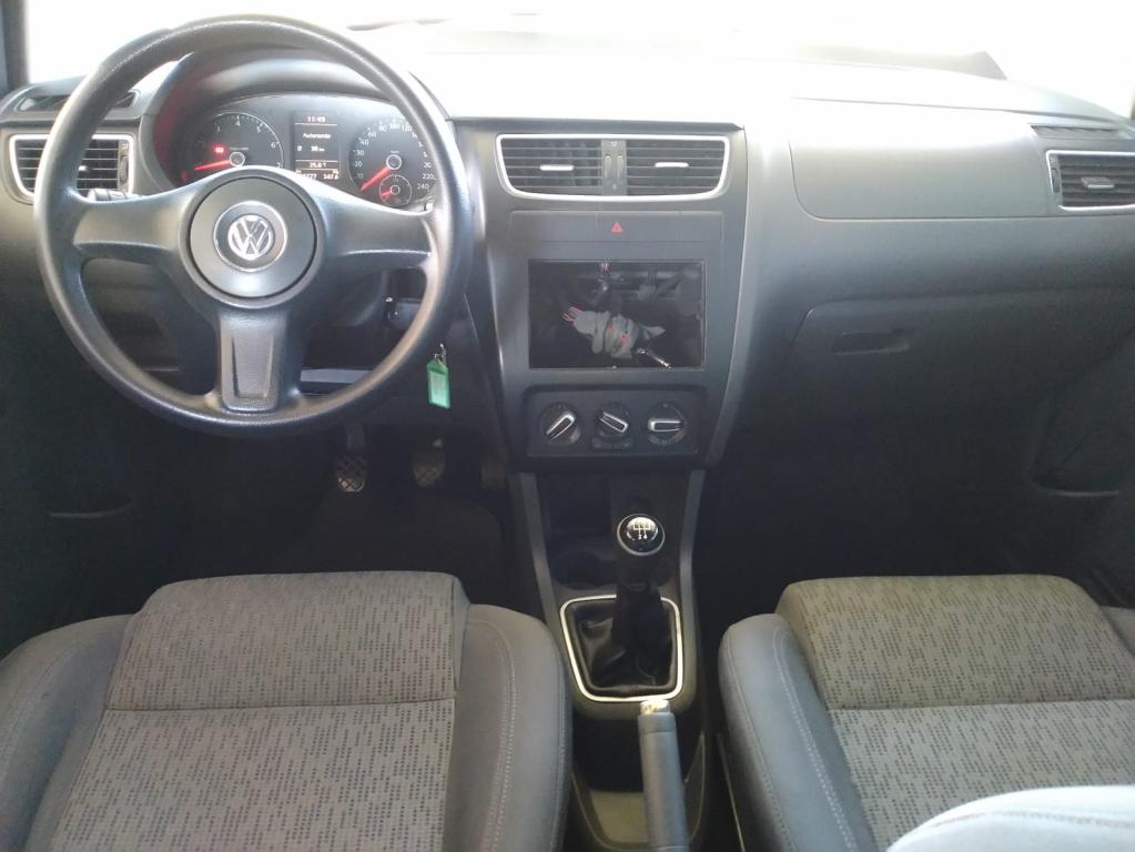 VOLKSWAGEN Fox - Foto