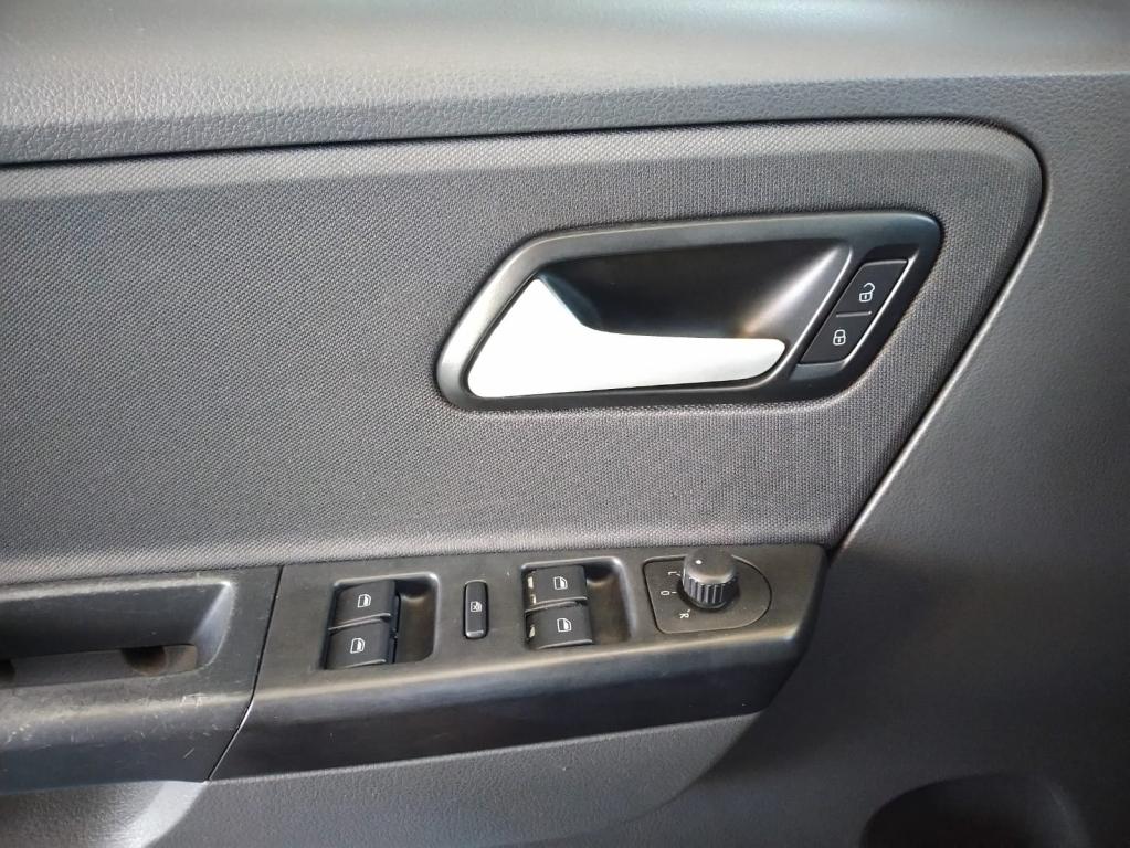 VOLKSWAGEN Fox - Foto