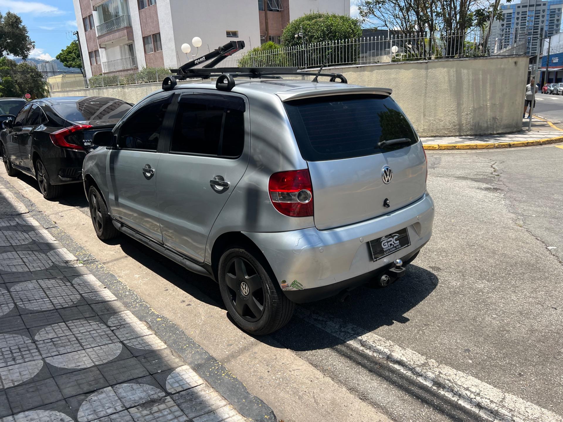 VOLKSWAGEN Fox - Foto