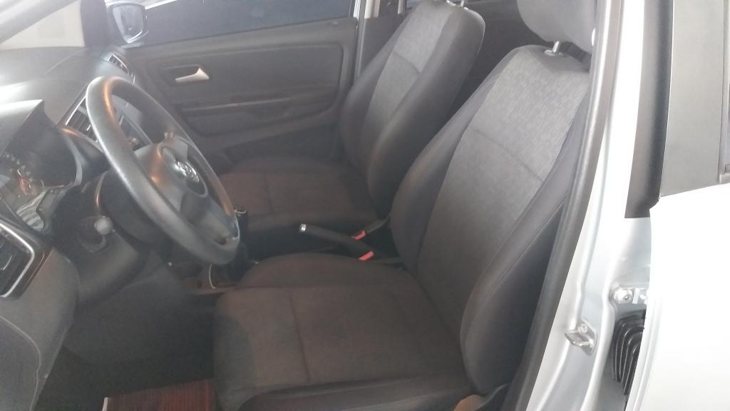 VOLKSWAGEN Fox - Foto