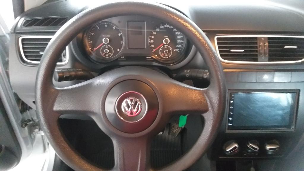VOLKSWAGEN Fox - Foto