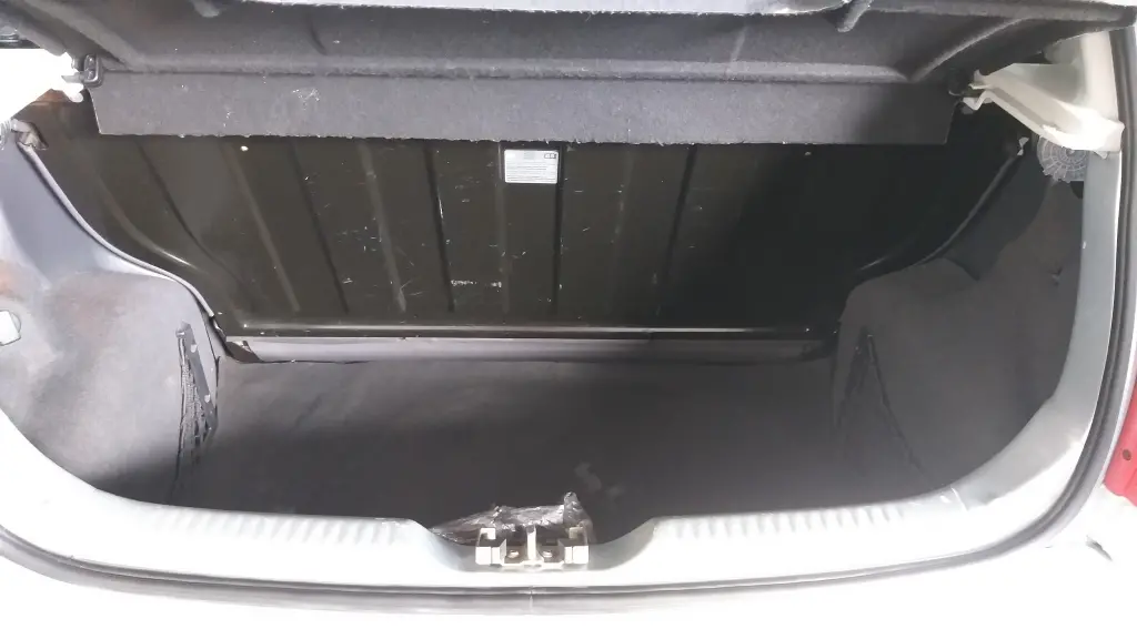 VOLKSWAGEN Fox - Foto