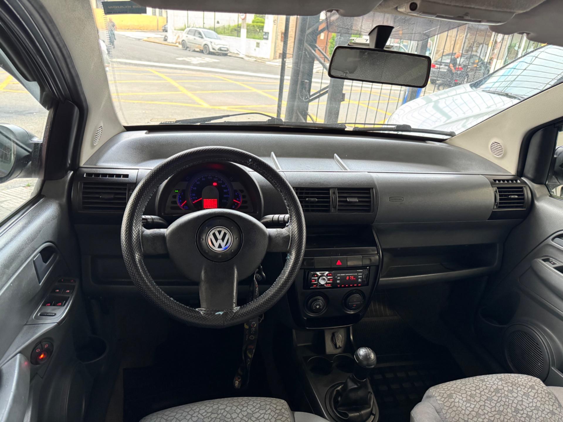 VOLKSWAGEN Fox - Foto