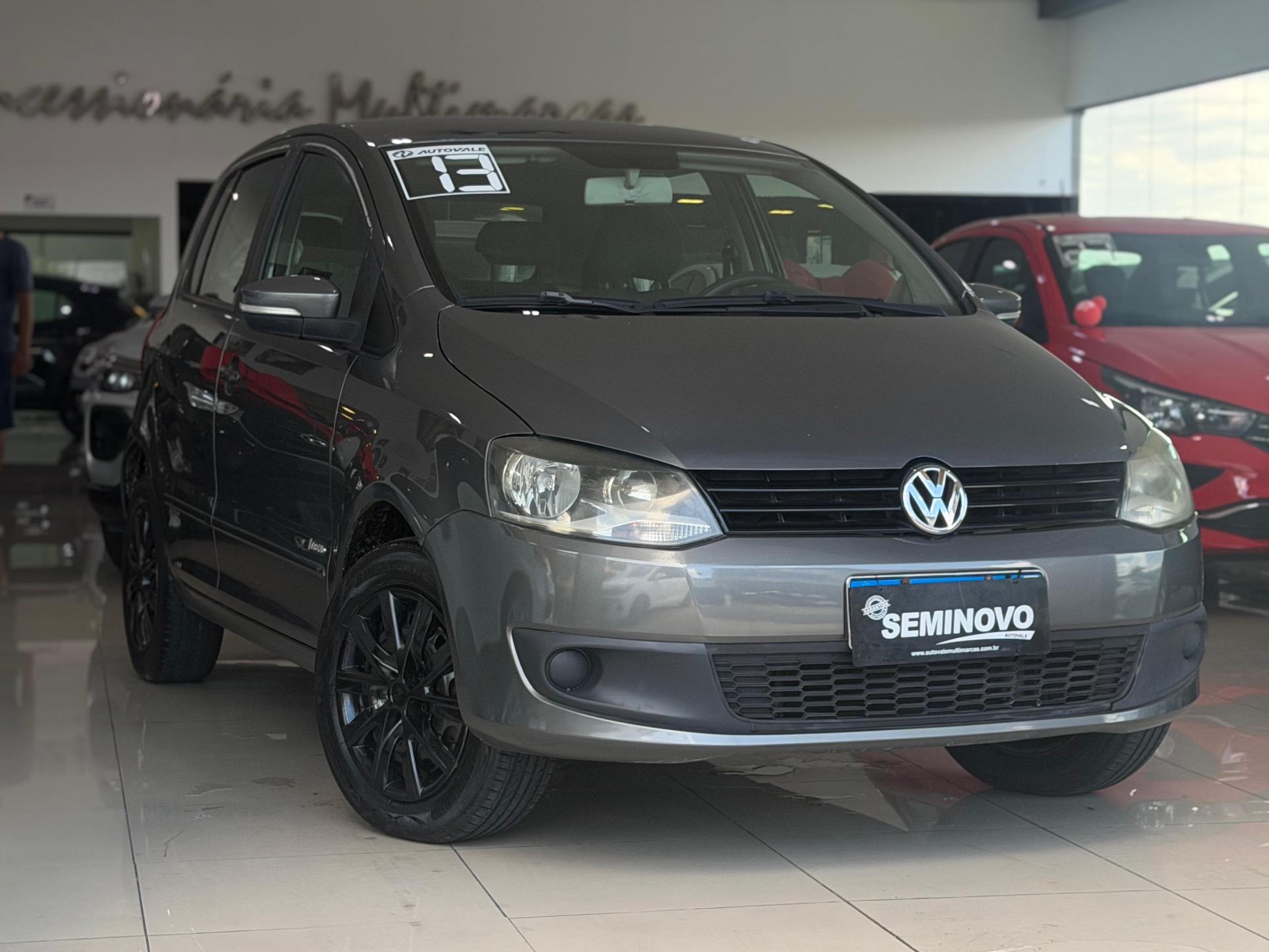 VOLKSWAGEN Fox - Foto