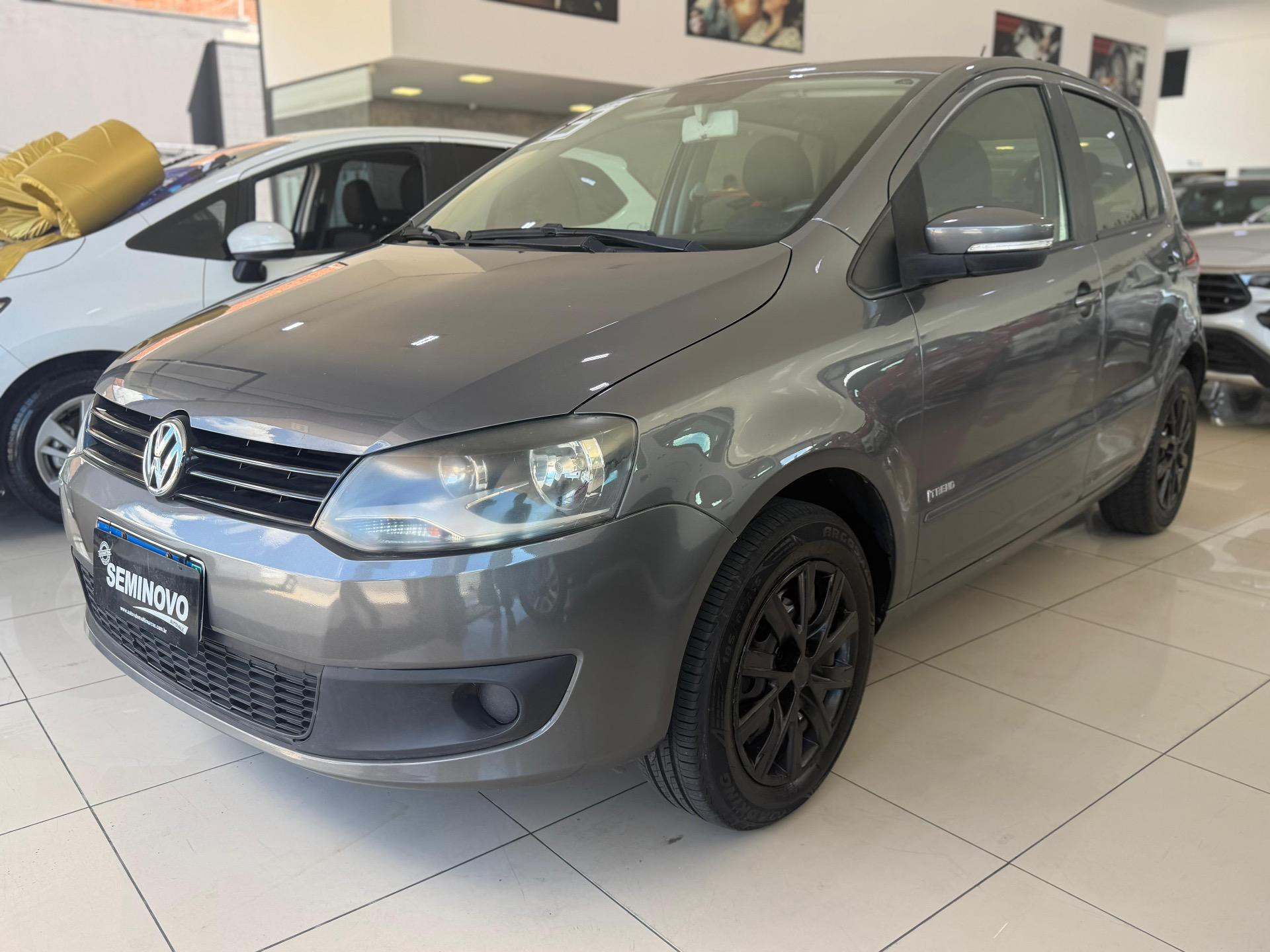 VOLKSWAGEN Fox - Foto