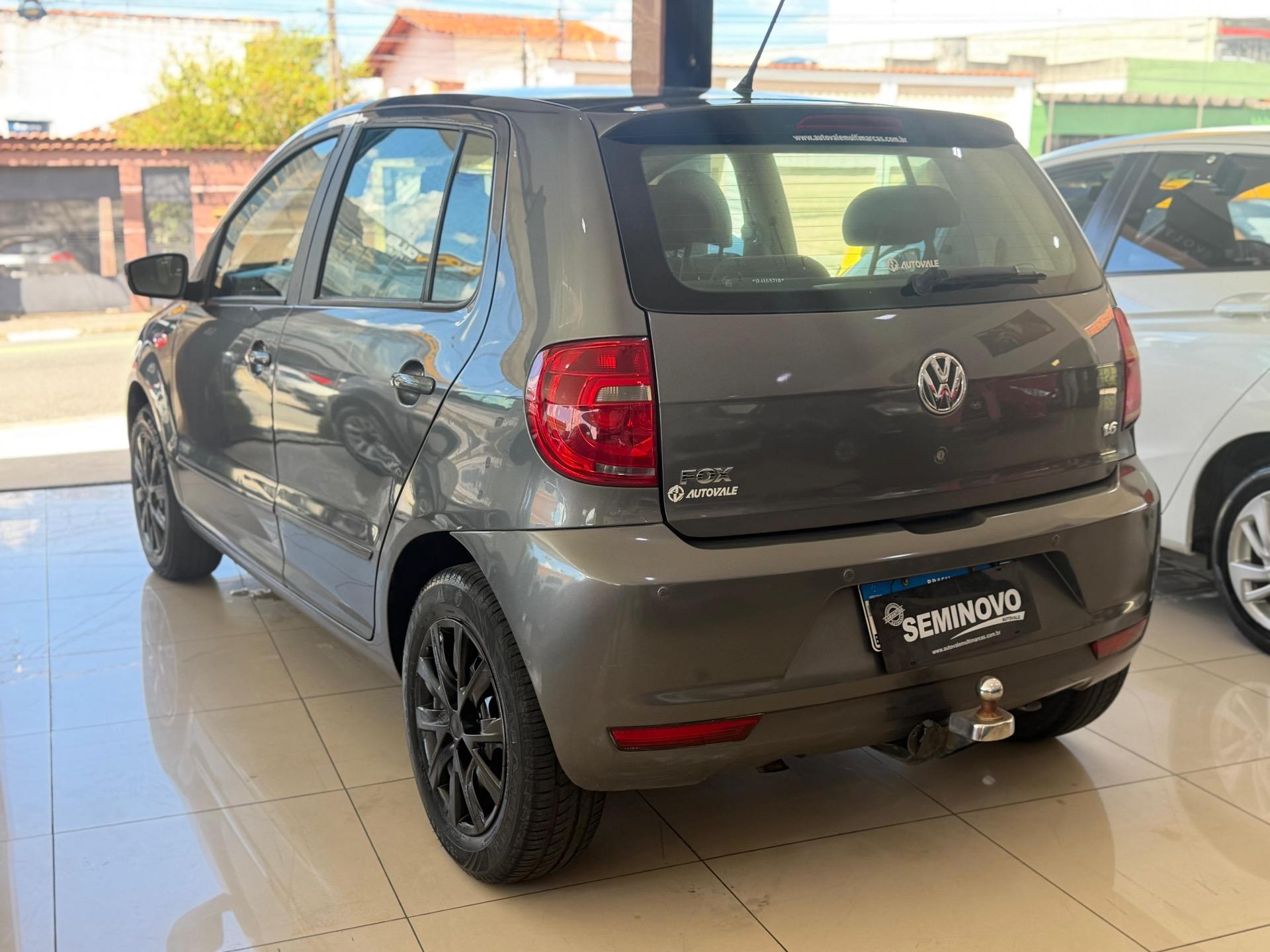 VOLKSWAGEN Fox - Foto