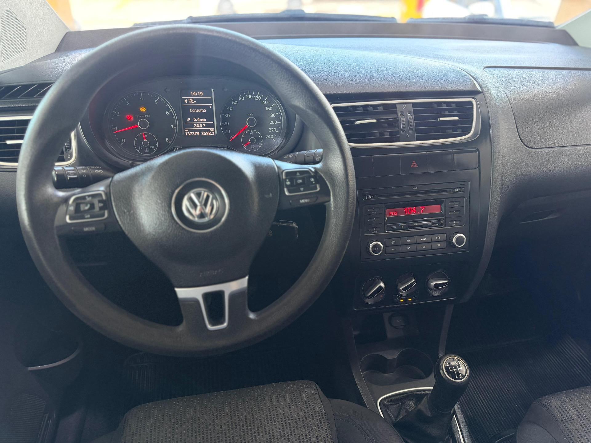 VOLKSWAGEN Fox - Foto