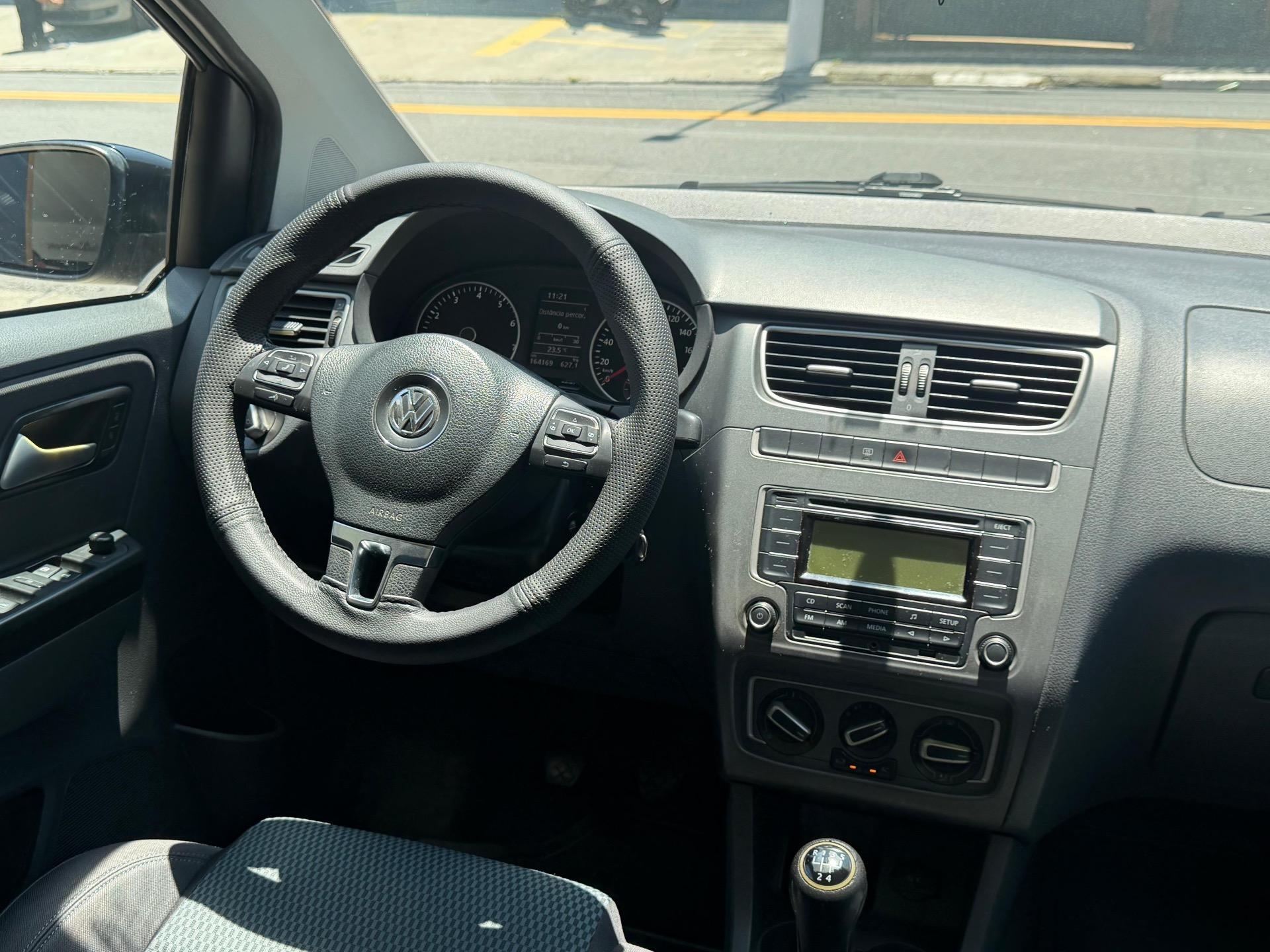 VOLKSWAGEN Fox - Foto