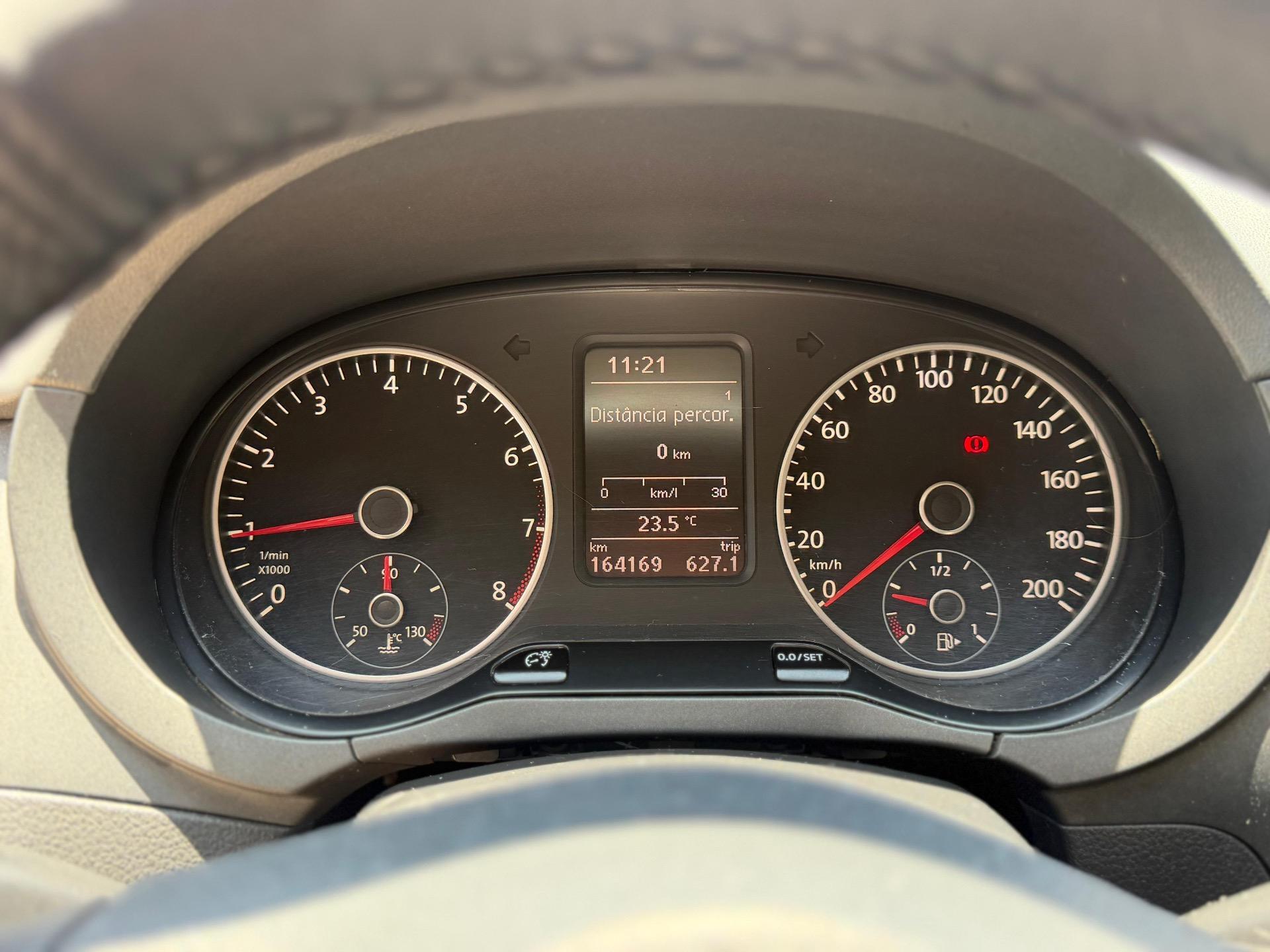 VOLKSWAGEN Fox - Foto