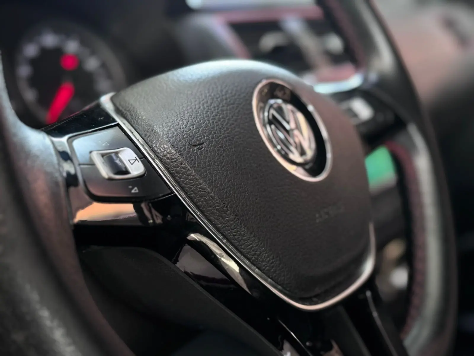 VOLKSWAGEN Fox - Foto