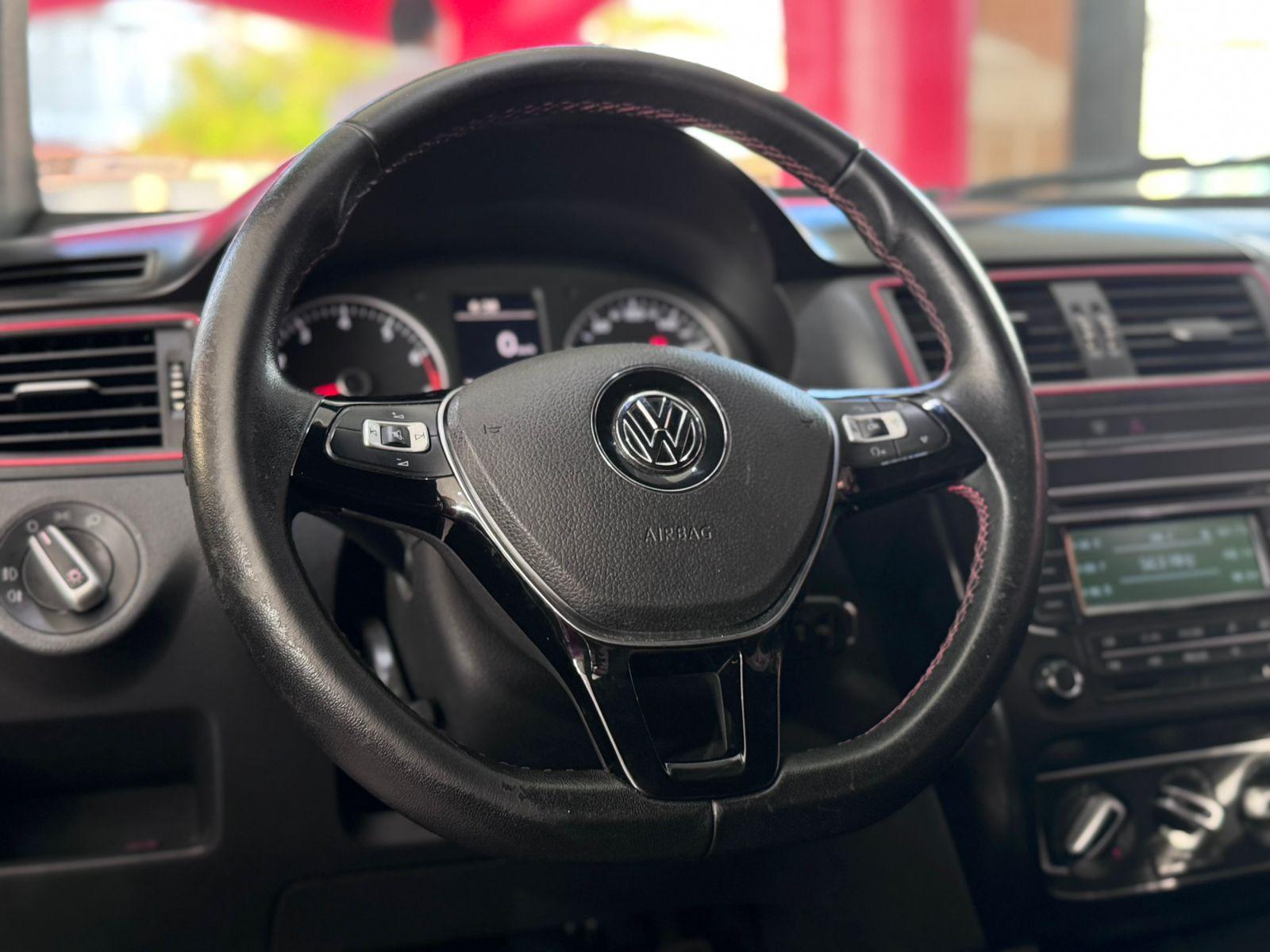 VOLKSWAGEN Fox - Foto