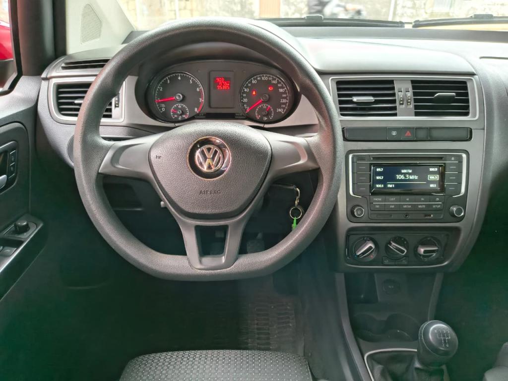 VOLKSWAGEN Fox - Foto