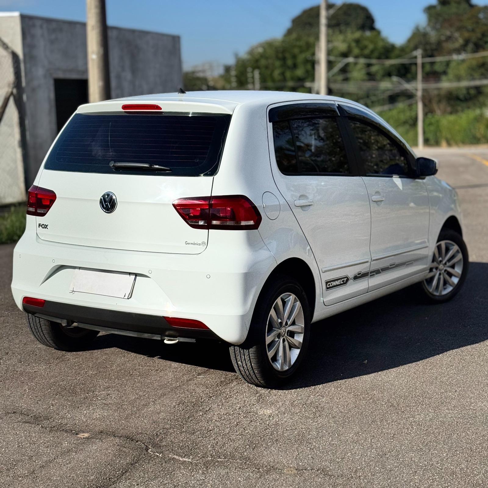 VOLKSWAGEN Fox - Foto
