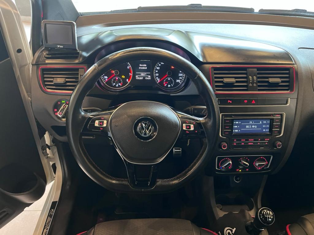 VOLKSWAGEN Fox - Foto