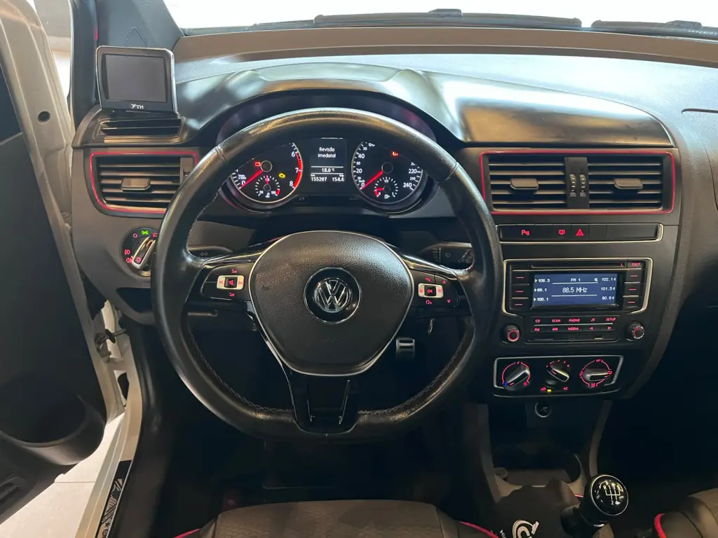 VOLKSWAGEN Fox - Foto