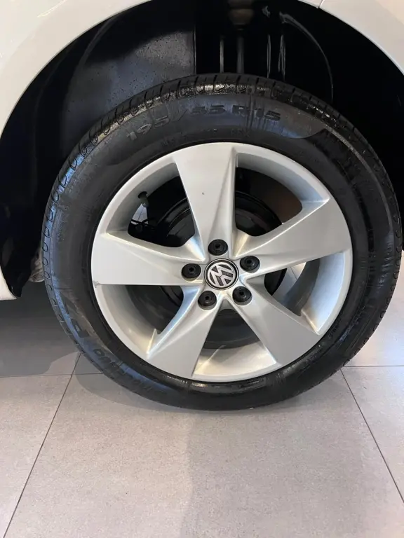 VOLKSWAGEN Fox - Foto