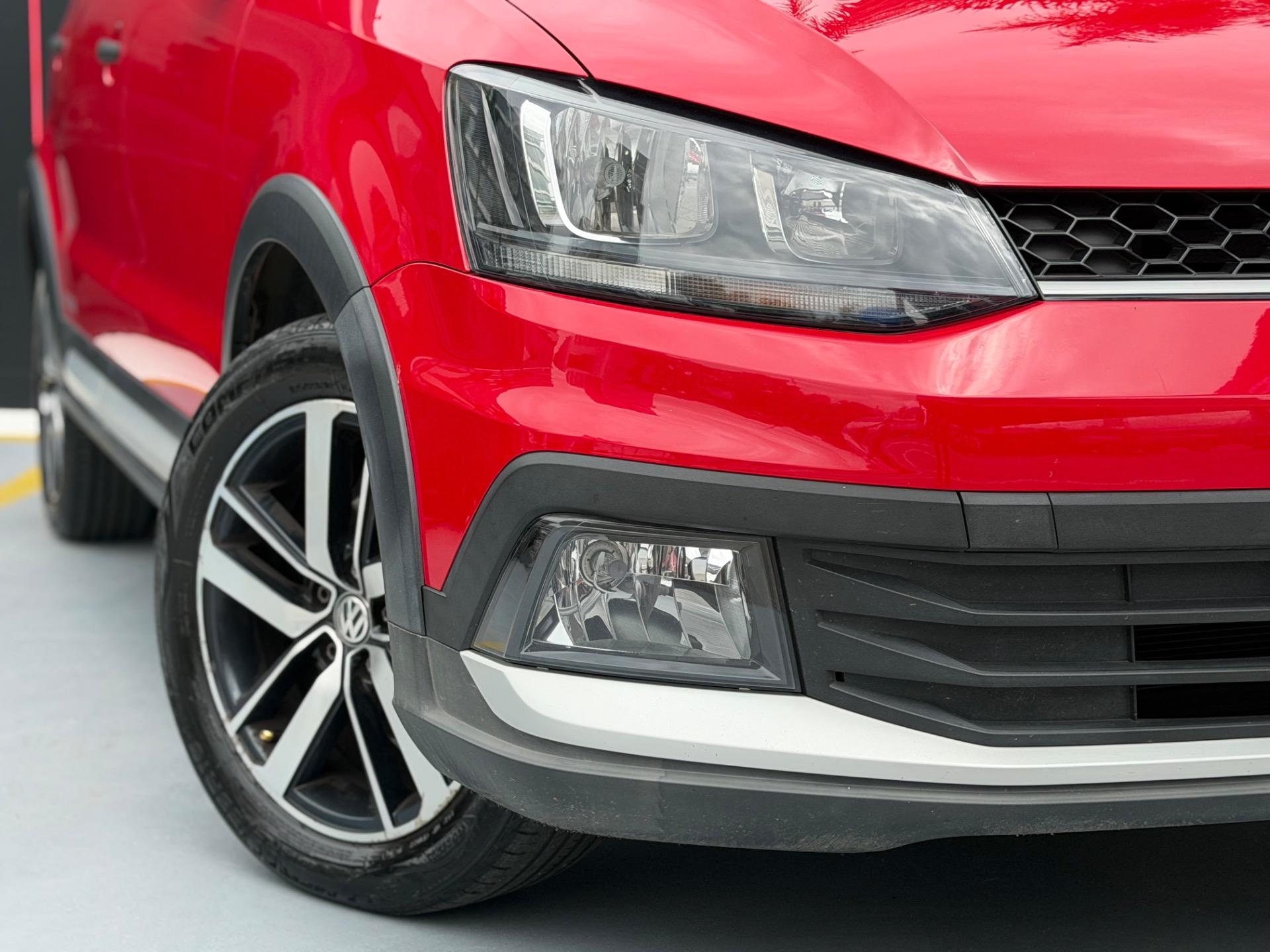 VOLKSWAGEN Fox - Foto