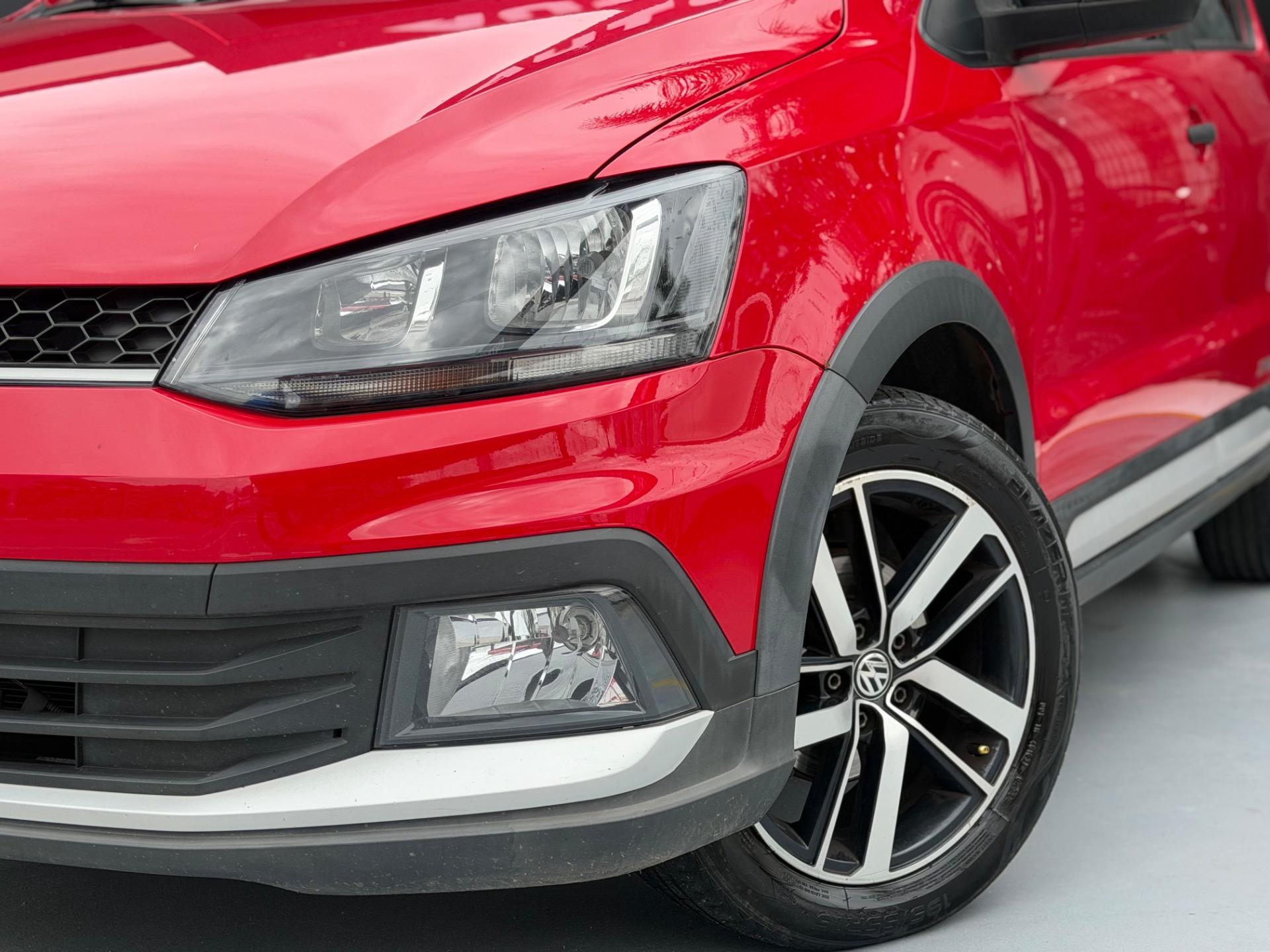VOLKSWAGEN Fox - Foto