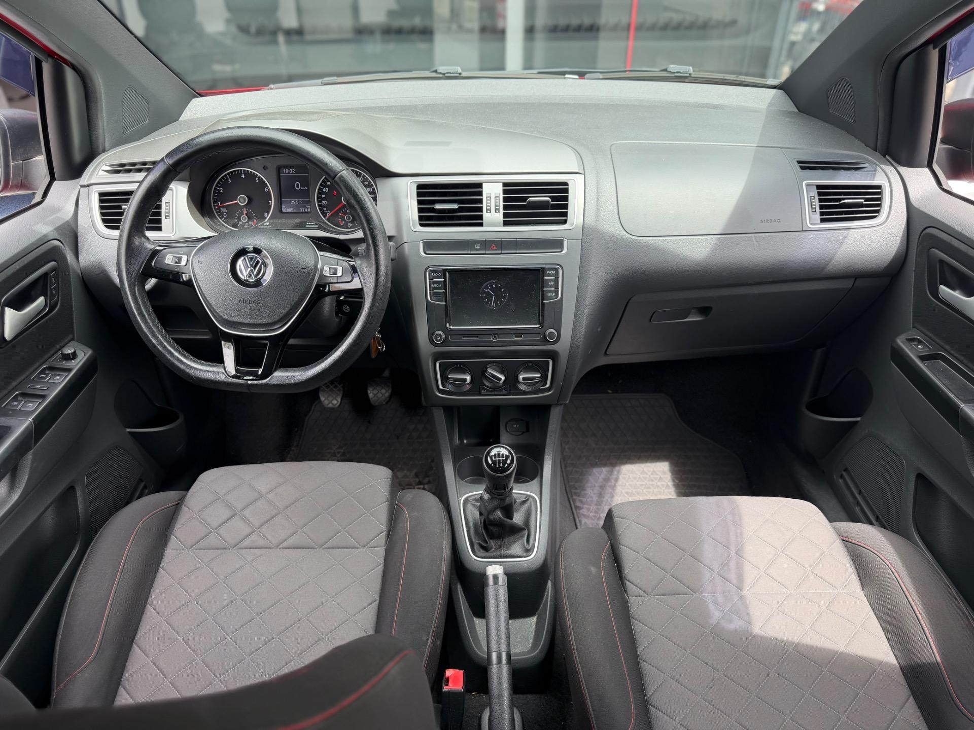 VOLKSWAGEN Fox - Foto