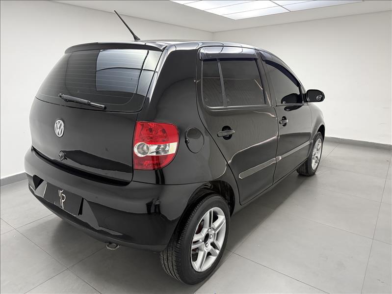 VOLKSWAGEN Fox - Foto