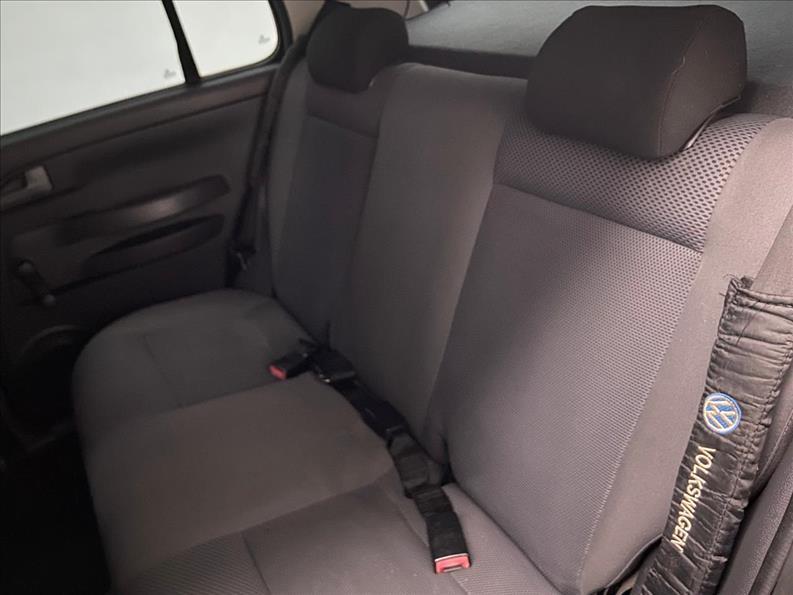 VOLKSWAGEN Fox - Foto