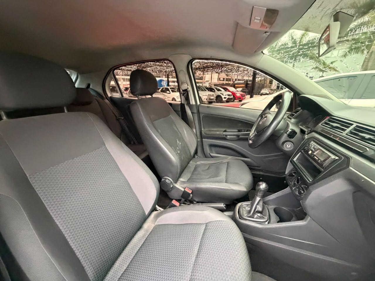 VOLKSWAGEN Gol - Foto