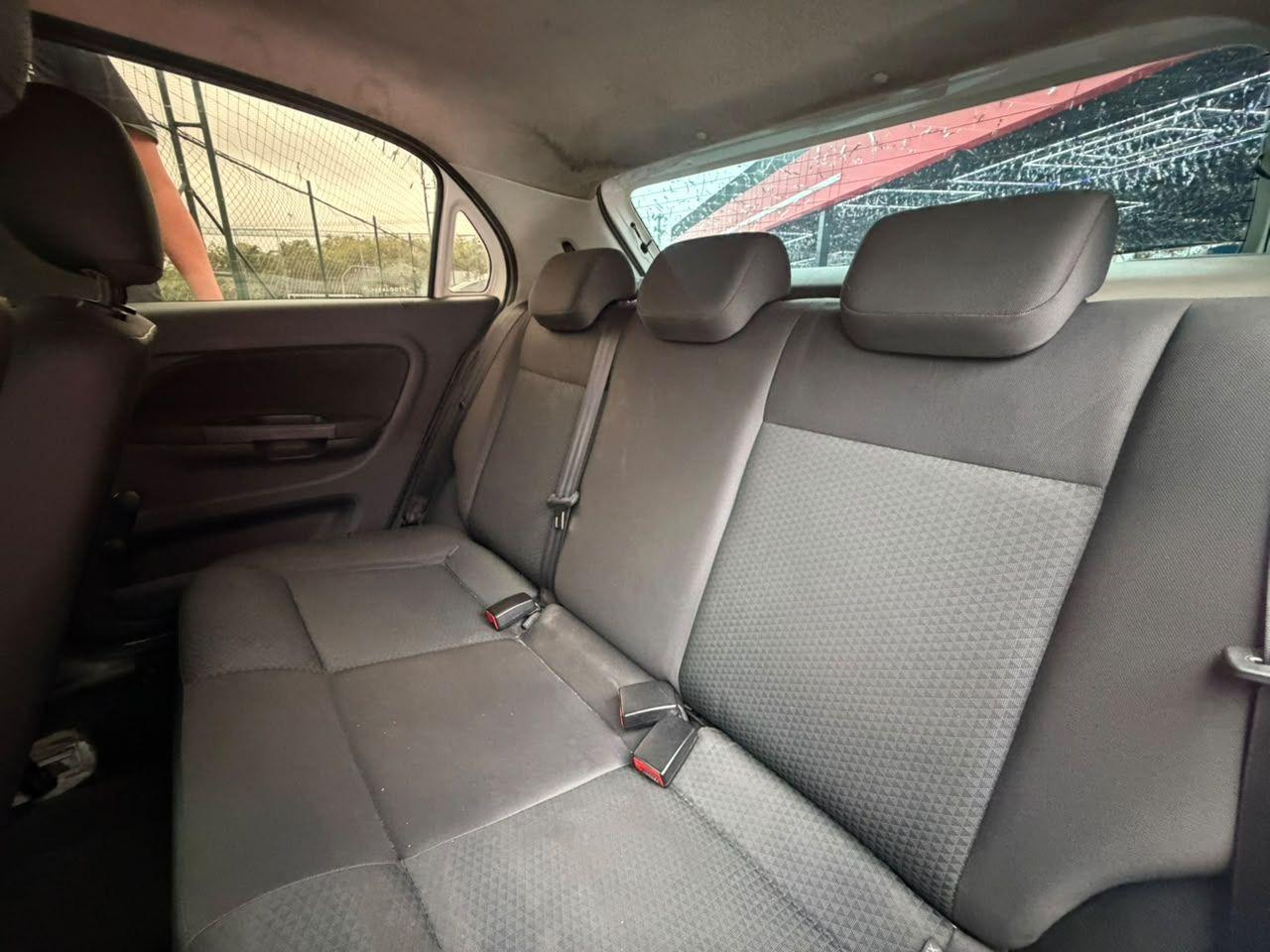 VOLKSWAGEN Gol - Foto