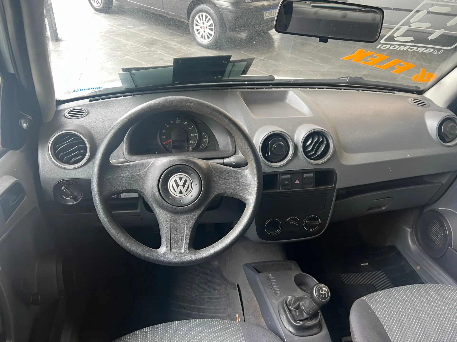 VOLKSWAGEN Gol - Foto
