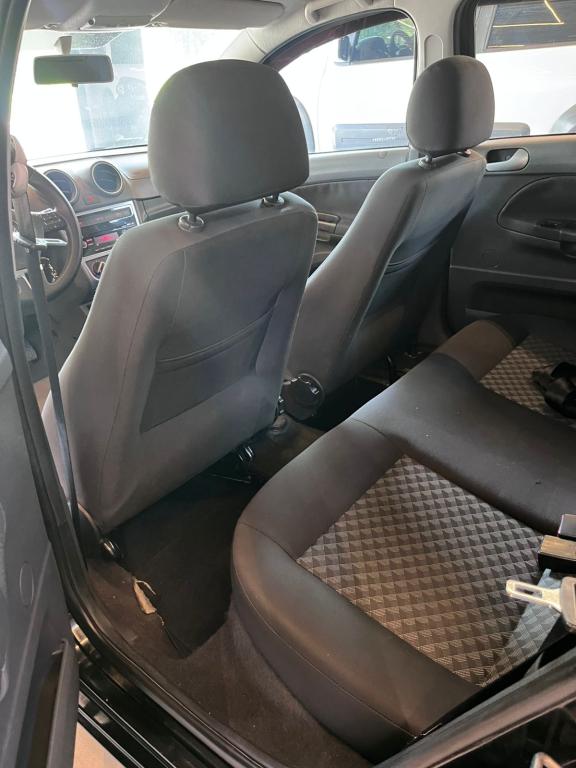 VOLKSWAGEN Gol - Foto