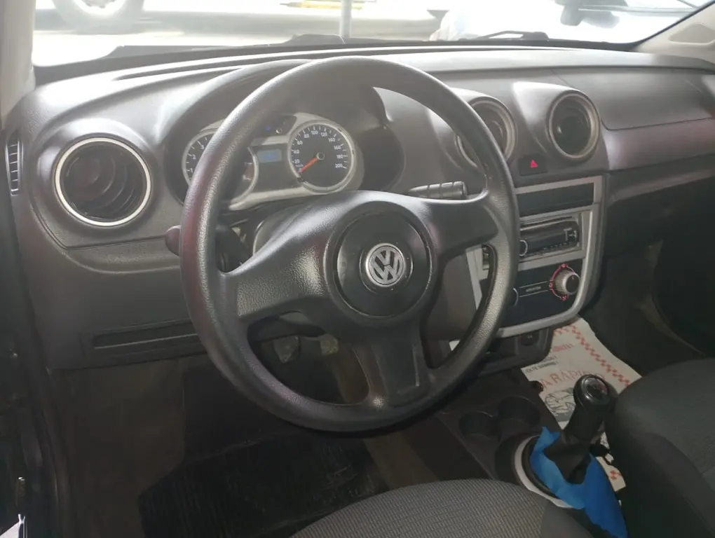 VOLKSWAGEN Gol - Foto