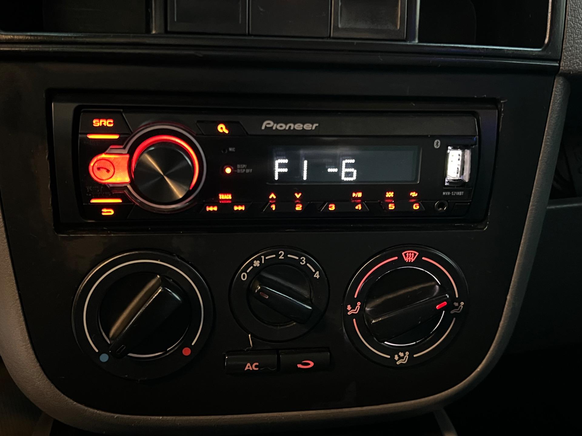 VOLKSWAGEN Gol - Foto
