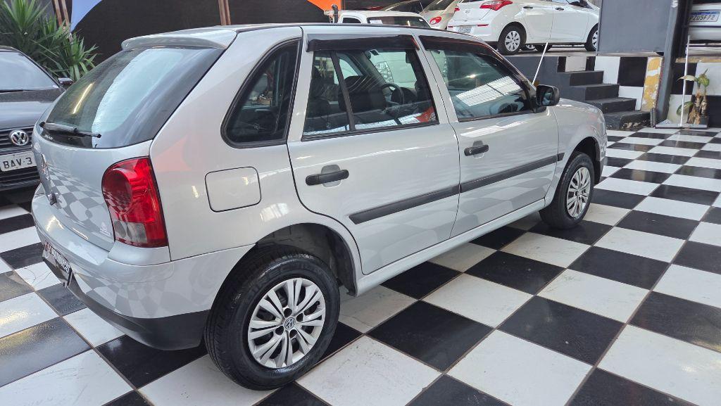 VOLKSWAGEN Gol - Foto