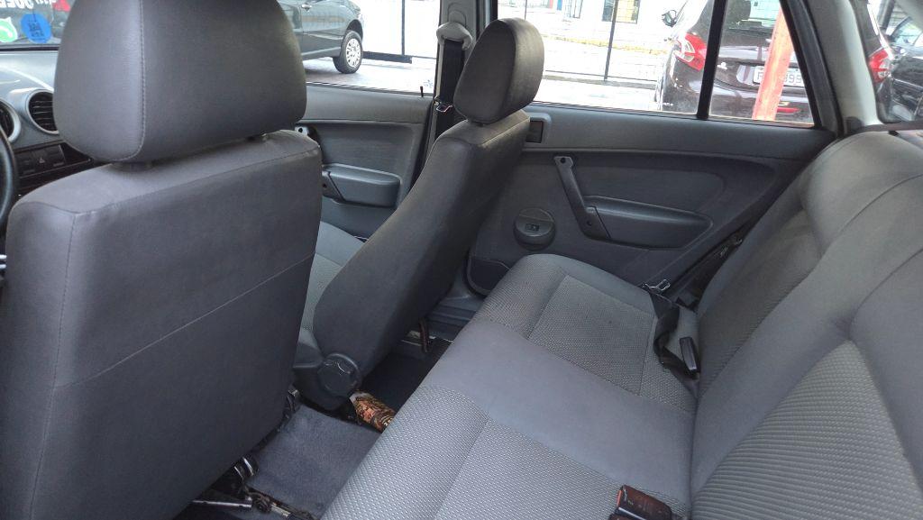 VOLKSWAGEN Gol - Foto