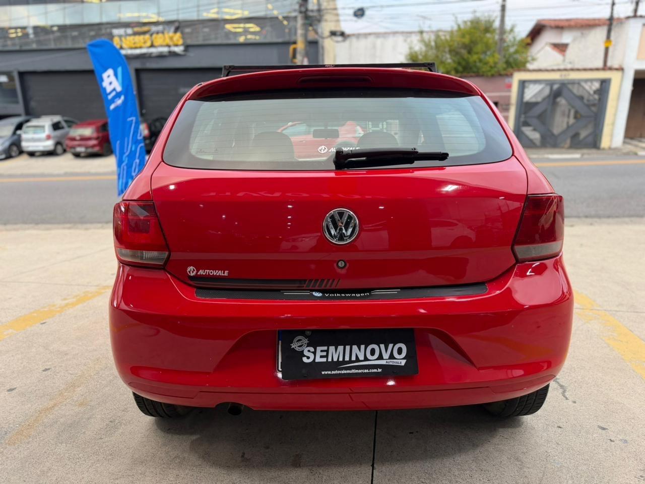 VOLKSWAGEN Gol - Foto