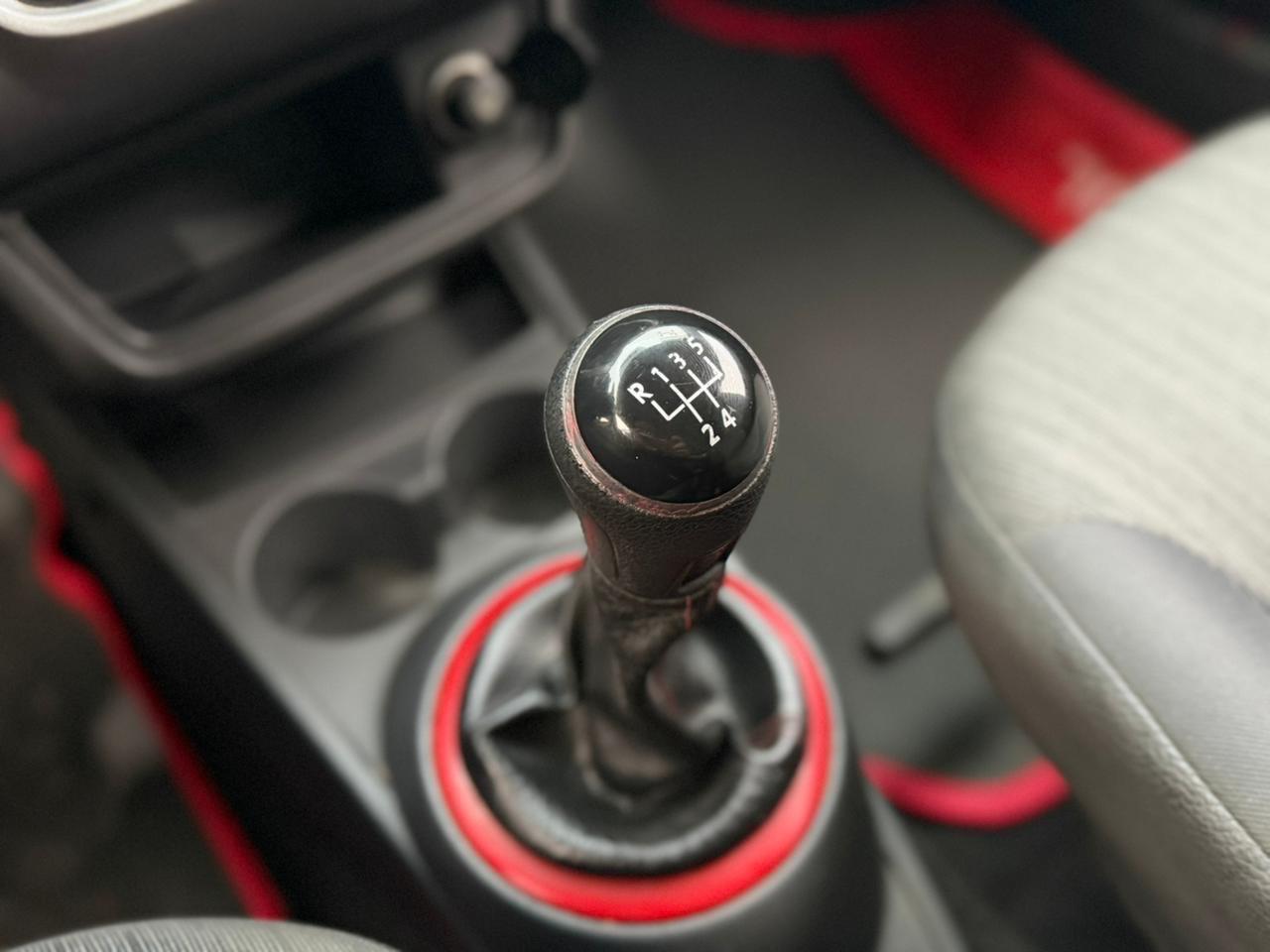 VOLKSWAGEN Gol - Foto