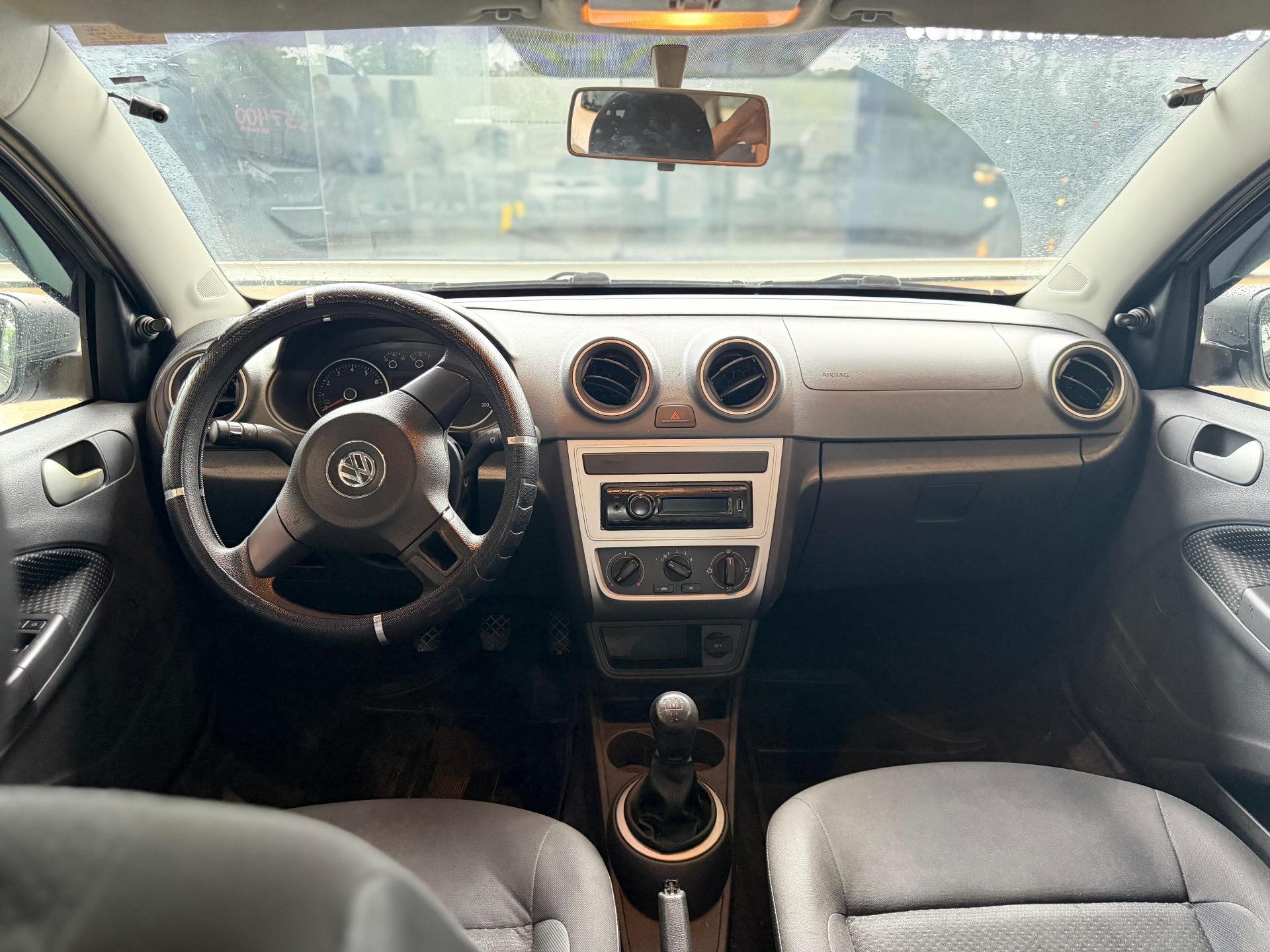 VOLKSWAGEN Gol - Foto