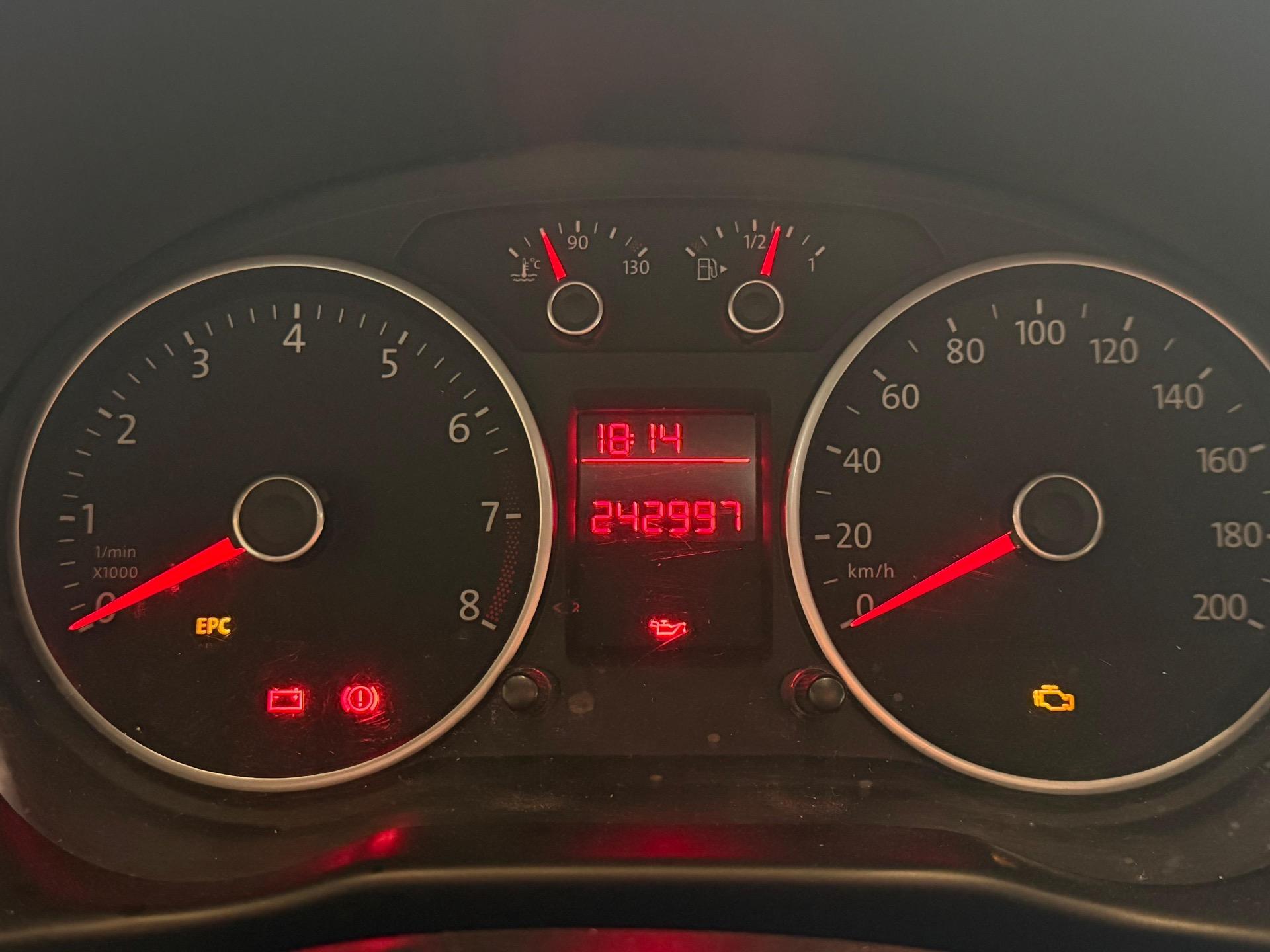 VOLKSWAGEN Gol - Foto