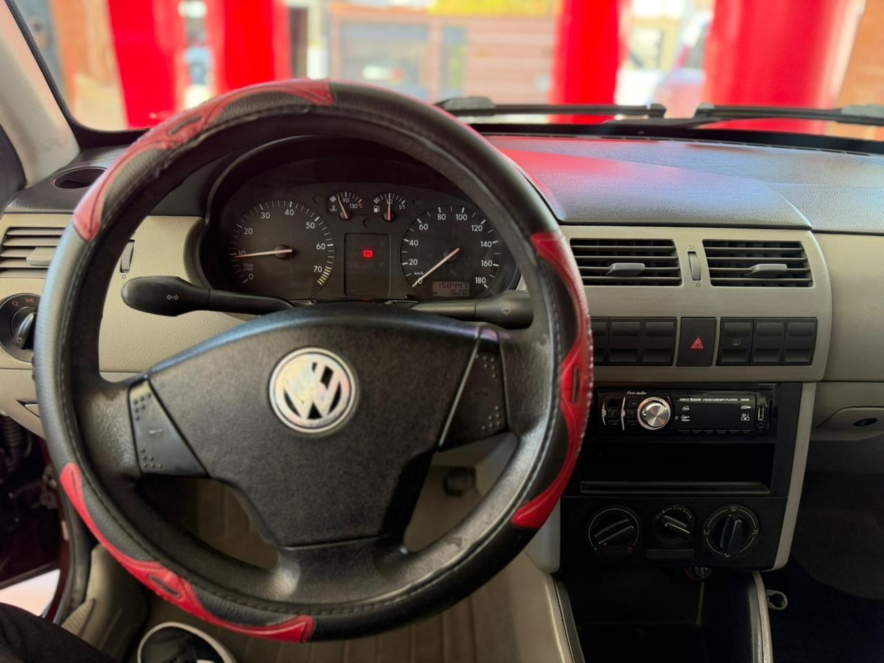 VOLKSWAGEN Gol - Foto