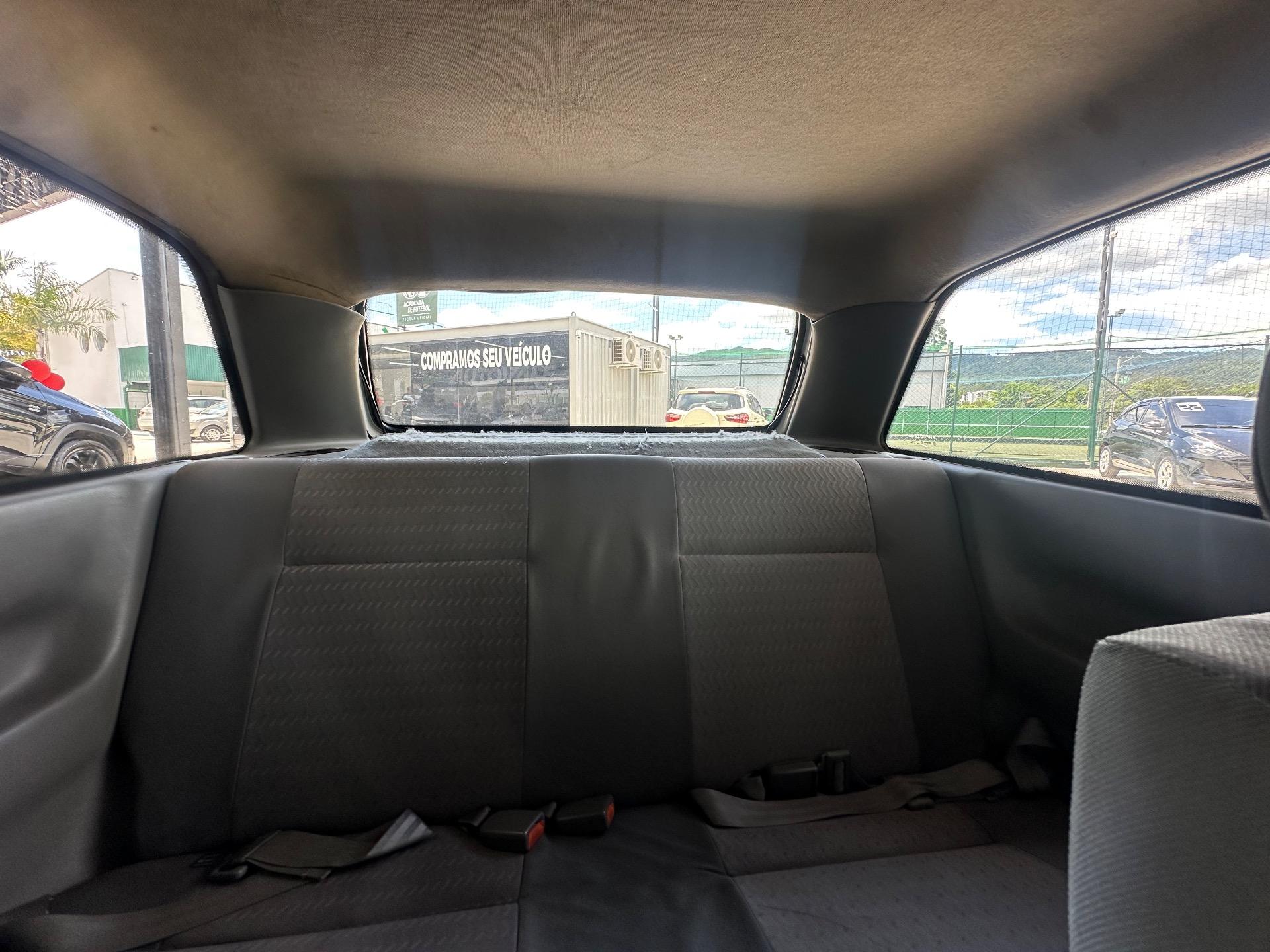 VOLKSWAGEN Gol - Foto